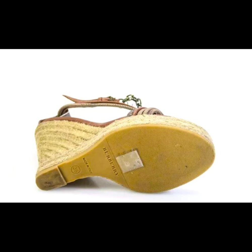 🔥🔥BURBERRY🔥STRAPPY ” RAFFIA” WEDGES🔥🔥 - Picture 4 of 7
